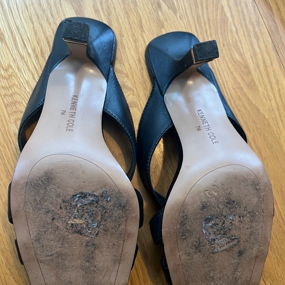 Kenneth Cole Hylda 70 heel, black, hardly worn, size 7. 3” heel - Picture 5 of 10